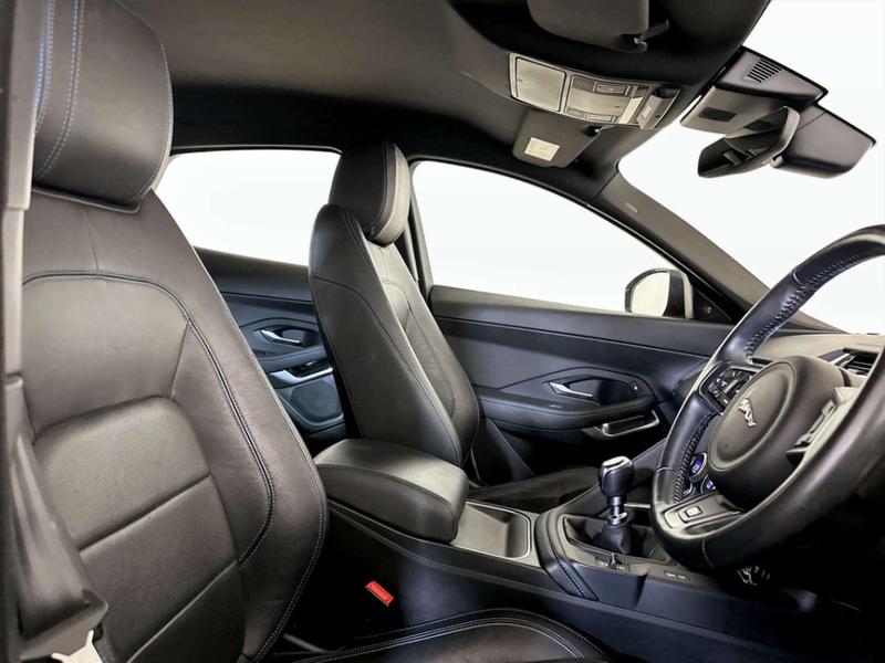 Used Jaguar E-Pace 2019 for sale - 76825893: Photo 15