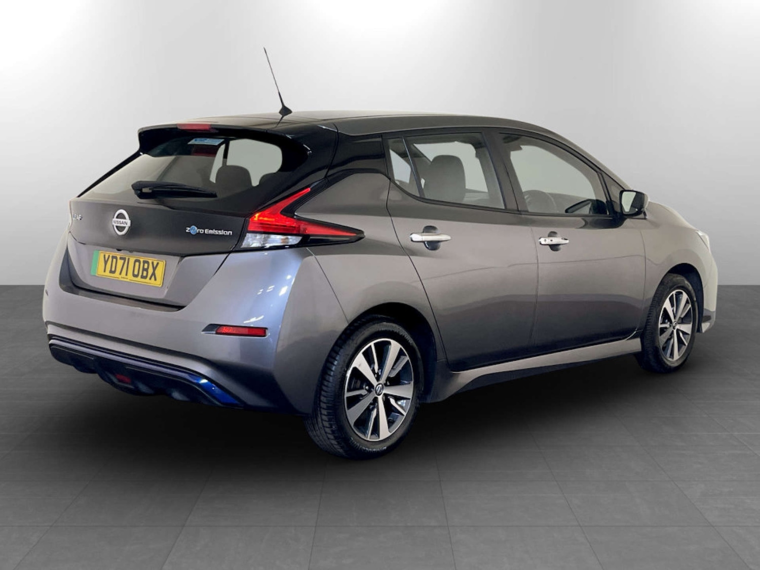 Used Nissan Leaf 2021 for sale - 77249289: Photo 10