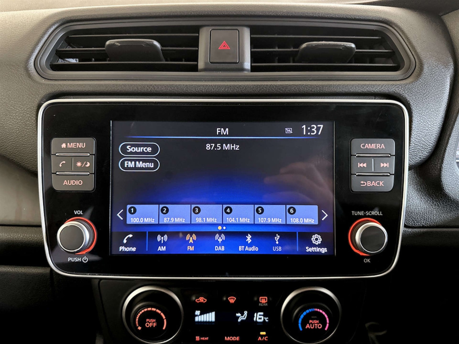 Used Nissan Leaf 2021 for sale - 77249289: Photo 24