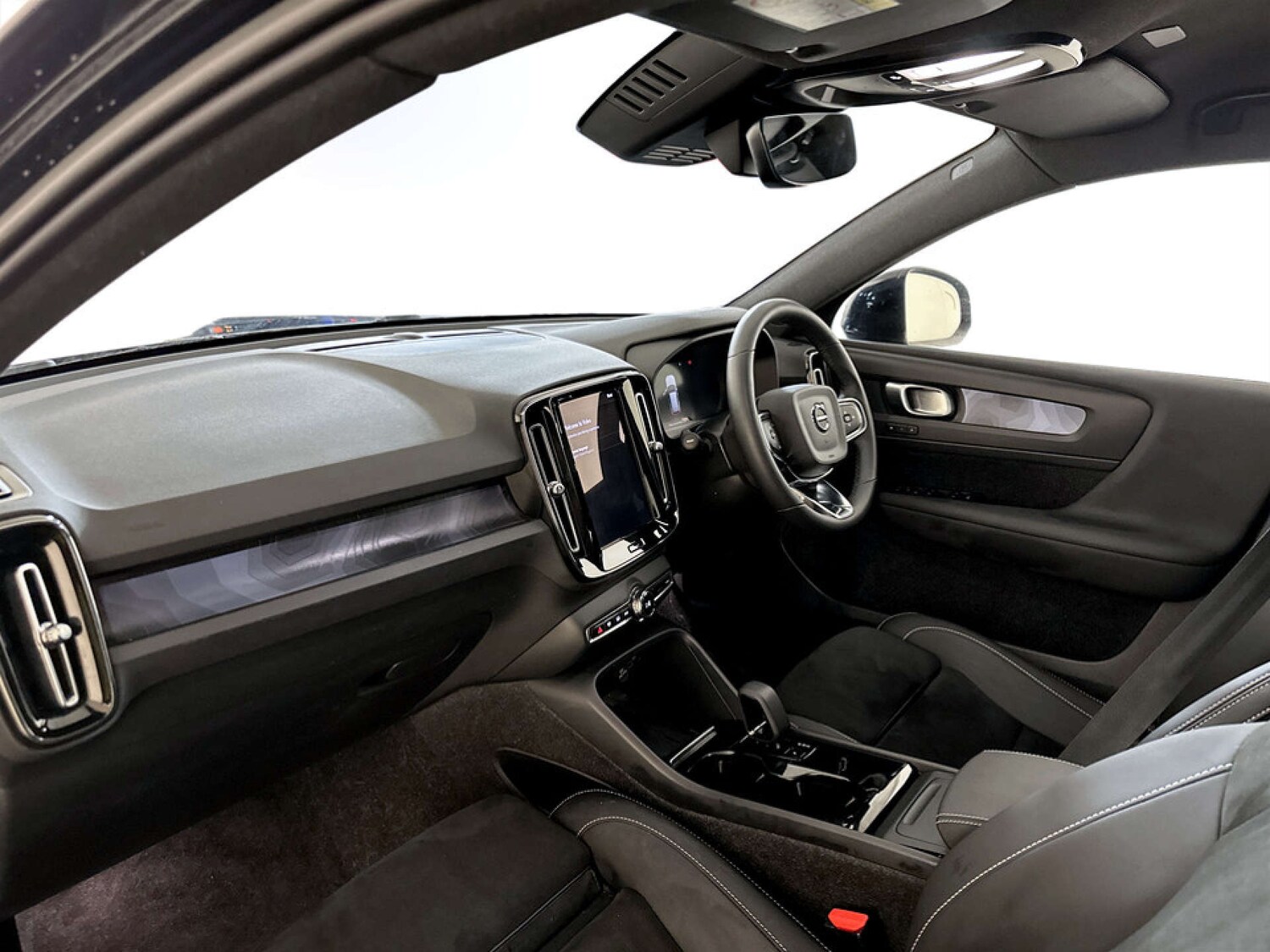 Used Volvo XC40 2022 for sale - 77469962: Photo 11