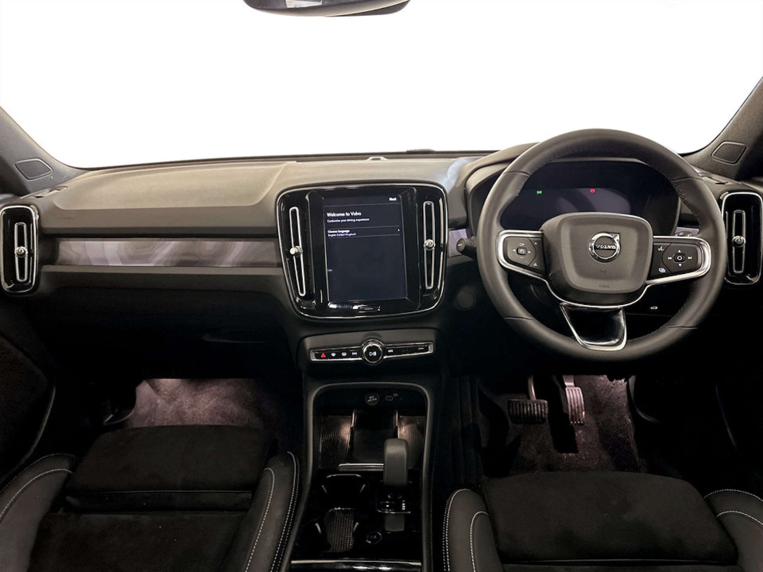 Used Volvo XC40 2022 for sale - 77469962: Photo 3