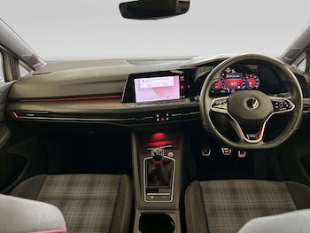 Used Volkswagen Golf 2021 for sale - 78975555: Photo