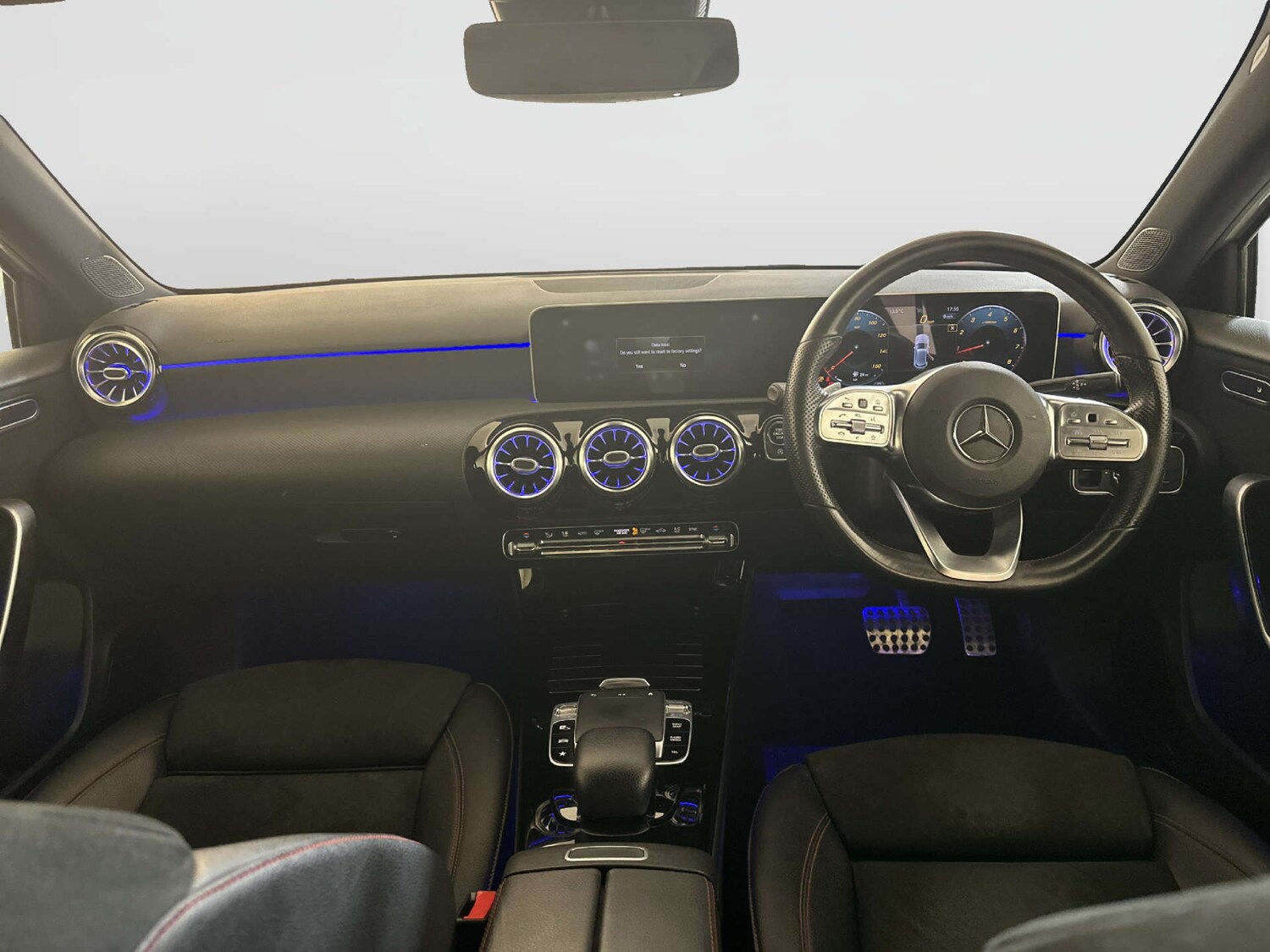 Used Mercedes-Benz A-Class 2019 for sale - 77953406: Photo 3