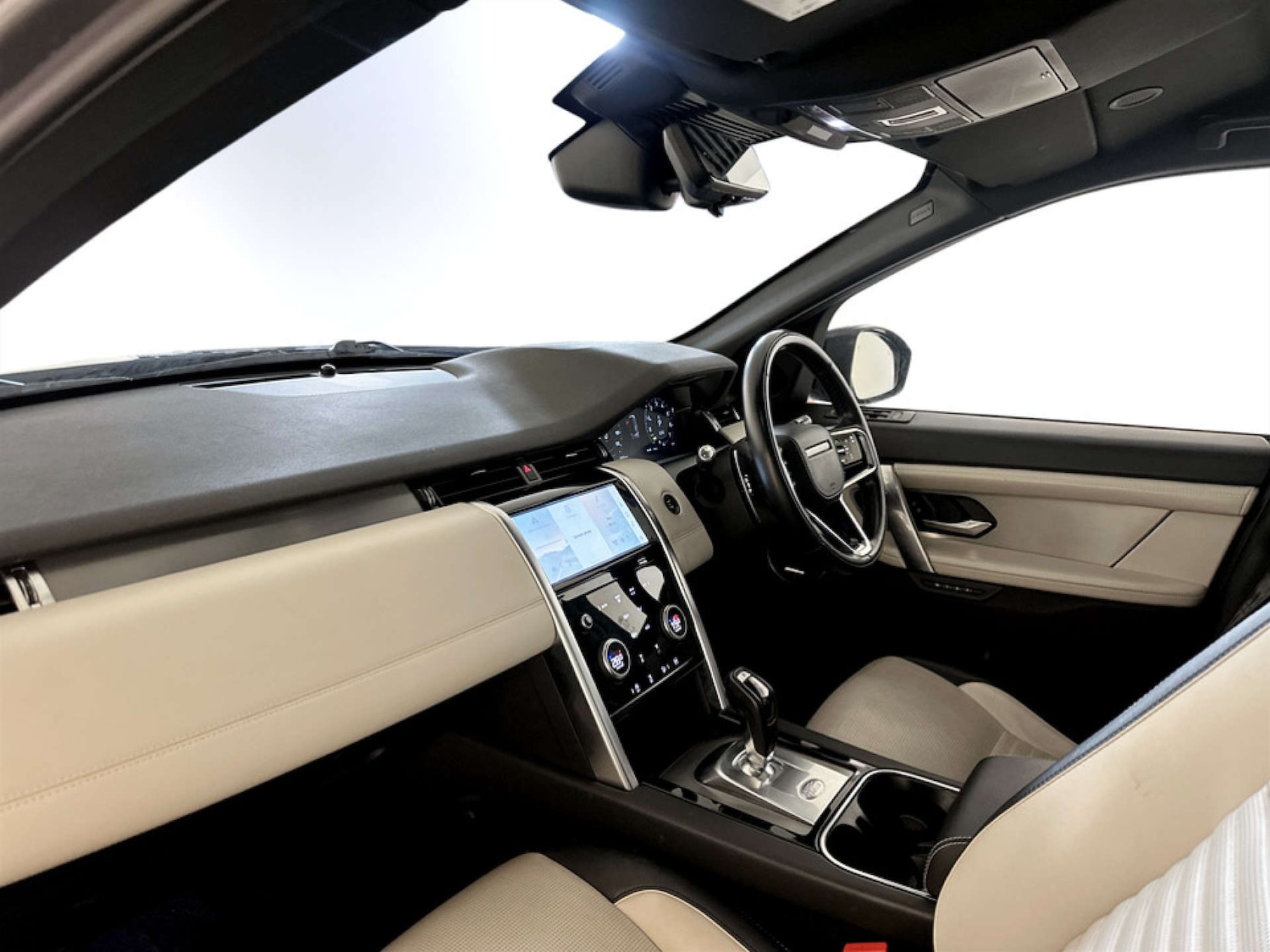 Used Land Rover Discovery Sport 2021 for sale - 77185263: Photo 12