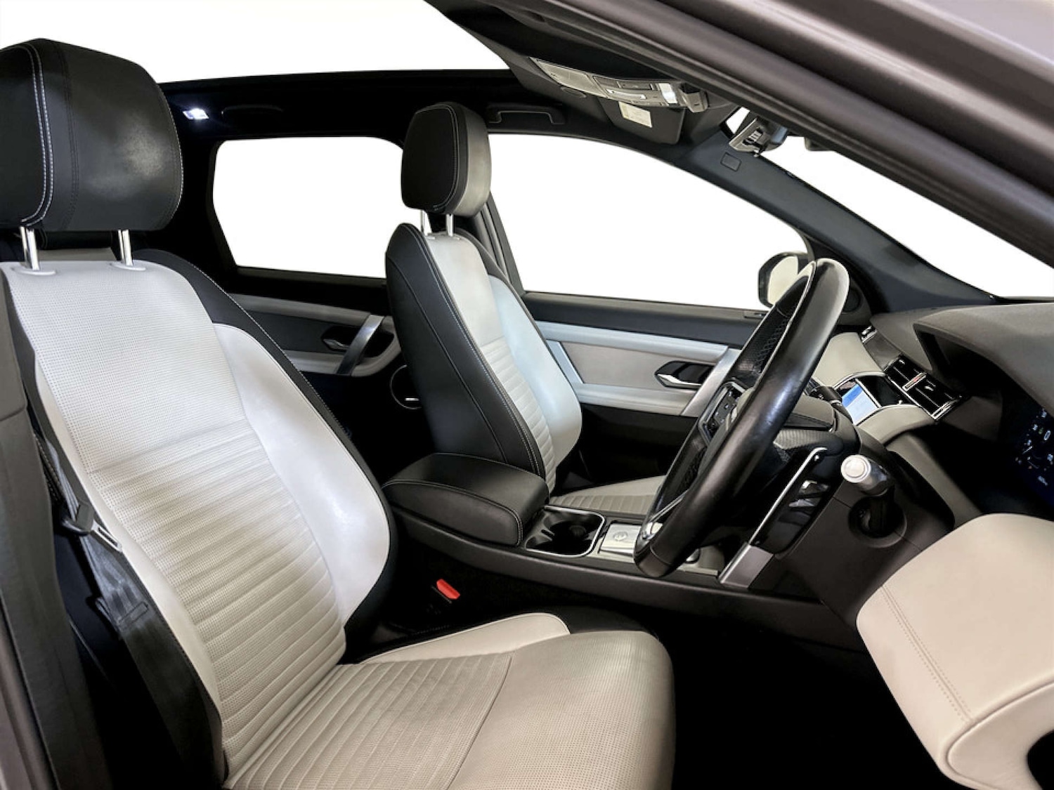 Used Land Rover Discovery Sport 2021 for sale - 77185263: Photo 13