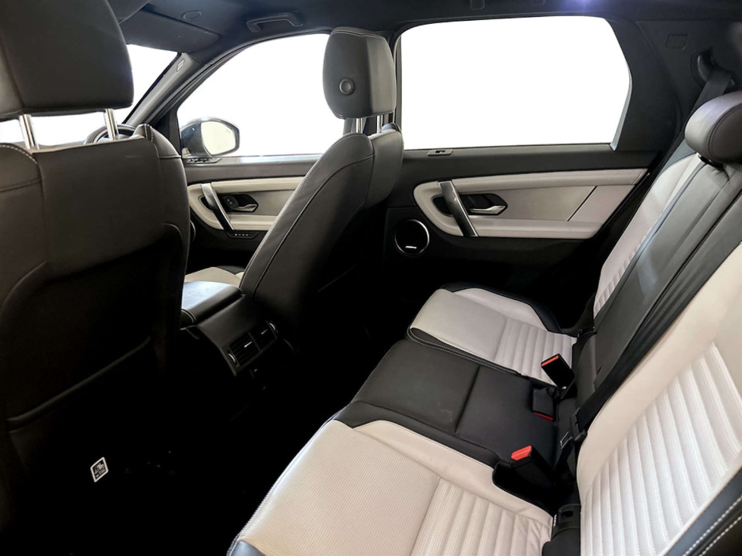 Used Land Rover Discovery Sport 2021 for sale - 77185263: Photo 14