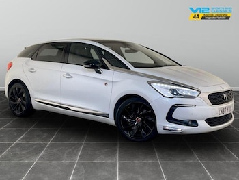 DS Automobiles - DS 5