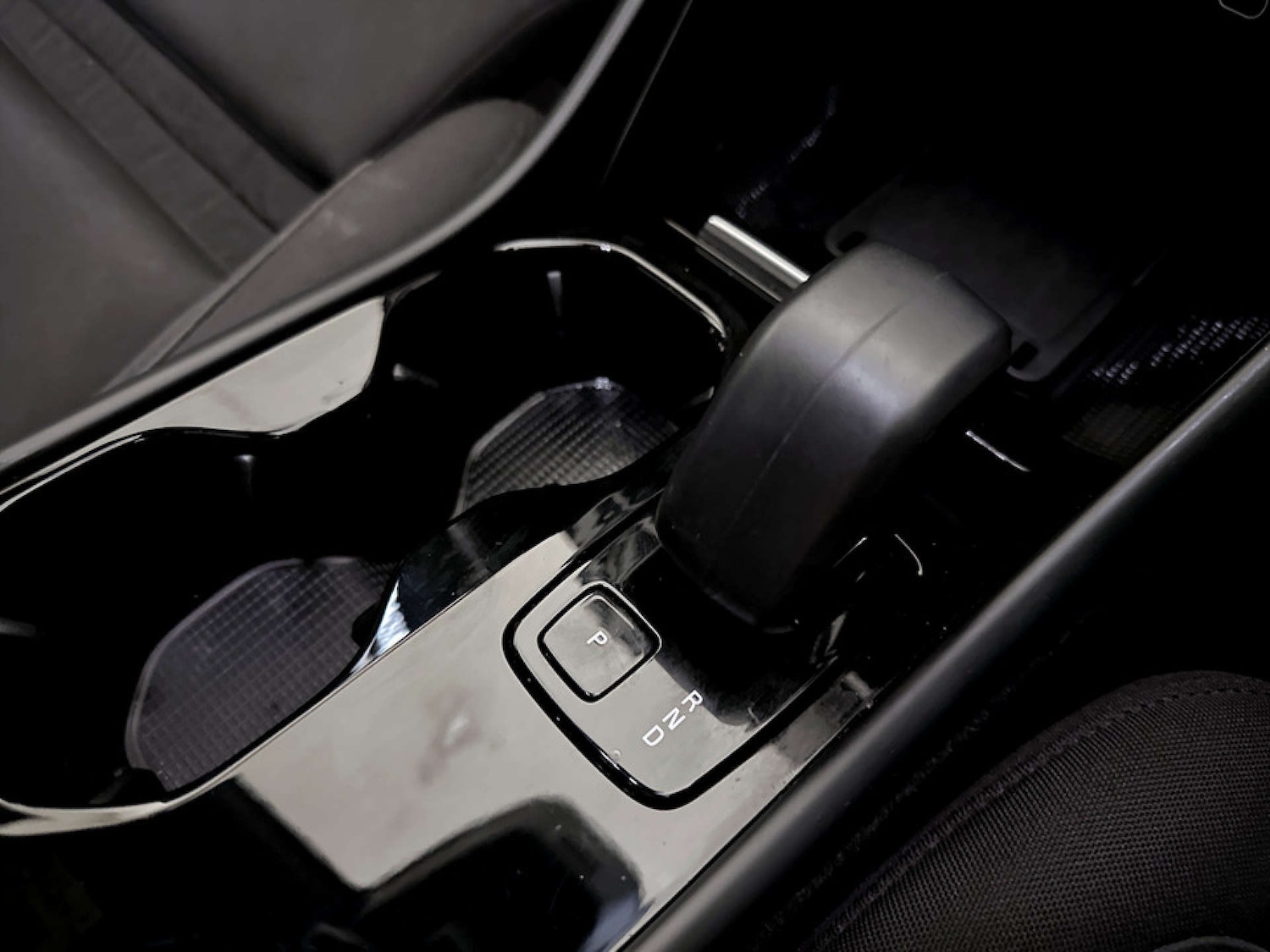 Used Volvo XC40 2023 for sale - 77745598: Photo 25