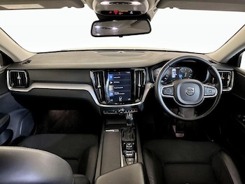 Used Volvo V60 2019 for sale - 76332460: Photo