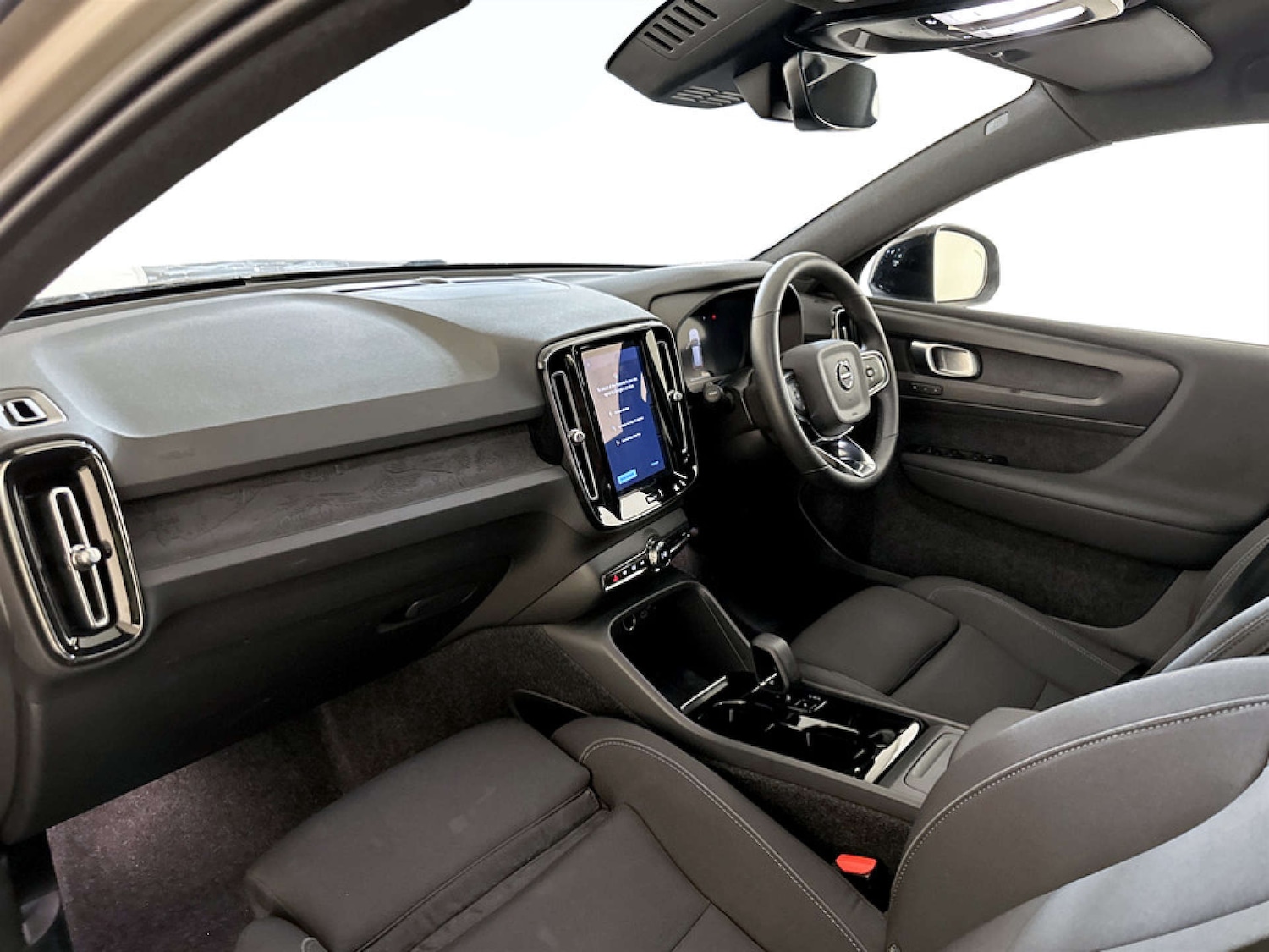 Used Volvo XC40 2022 for sale - 77409027: Photo 11