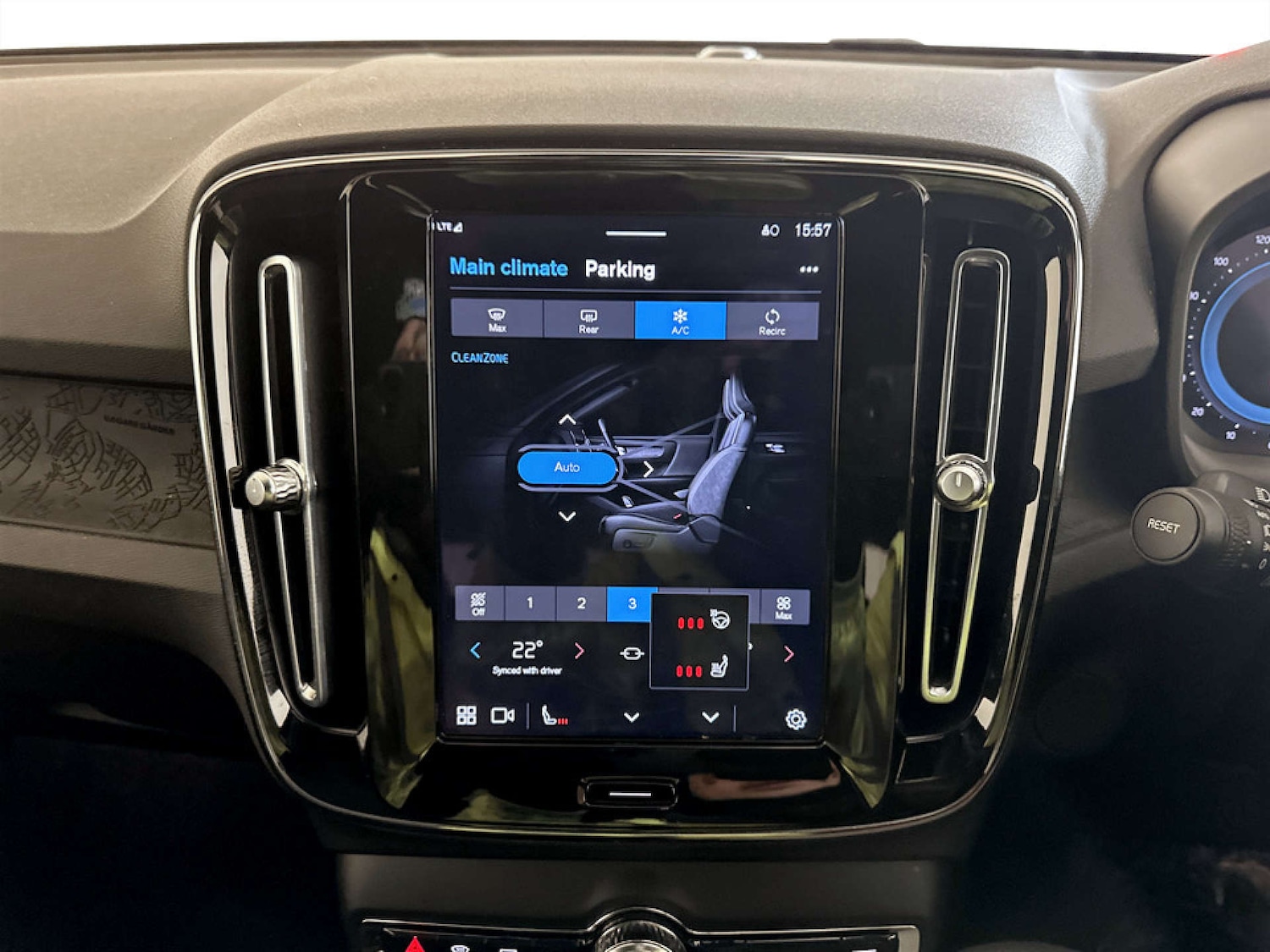 Used Volvo XC40 2022 for sale - 77409027: Photo 21