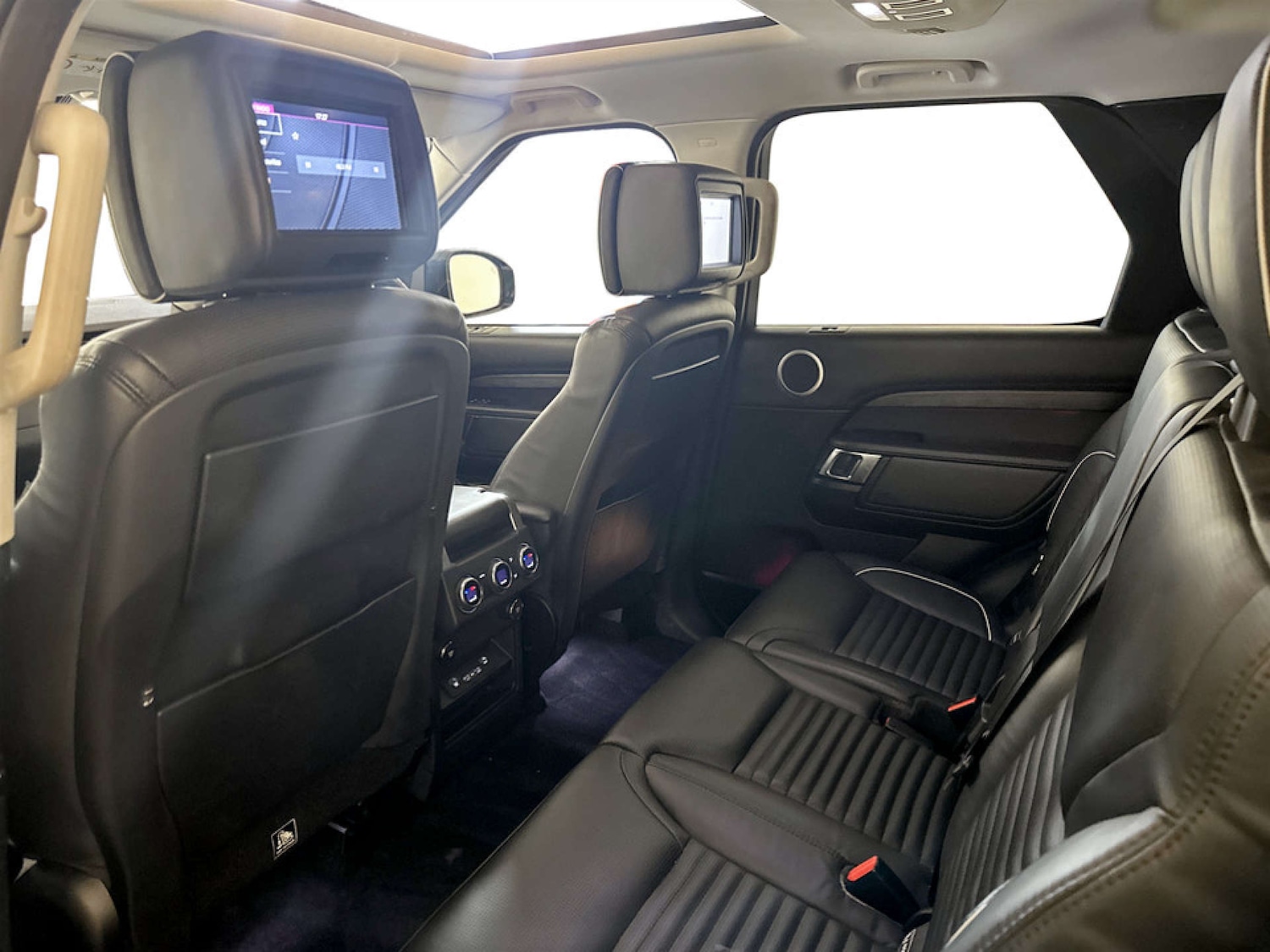 Used Land Rover Discovery 2019 for sale - 77640584: Photo 15