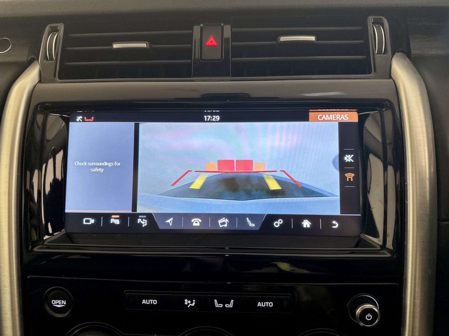 Used Land Rover Discovery 2019 for sale - 77640584: Photo 23