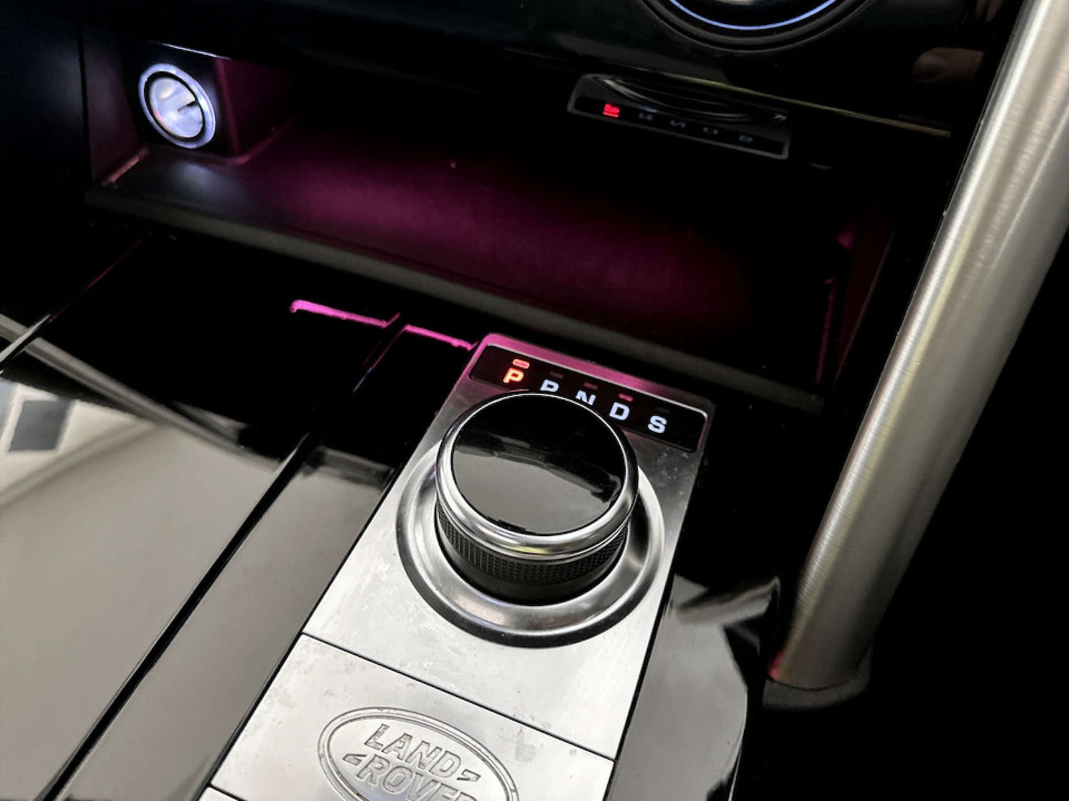 Used Land Rover Discovery 2019 for sale - 77640584: Photo 31