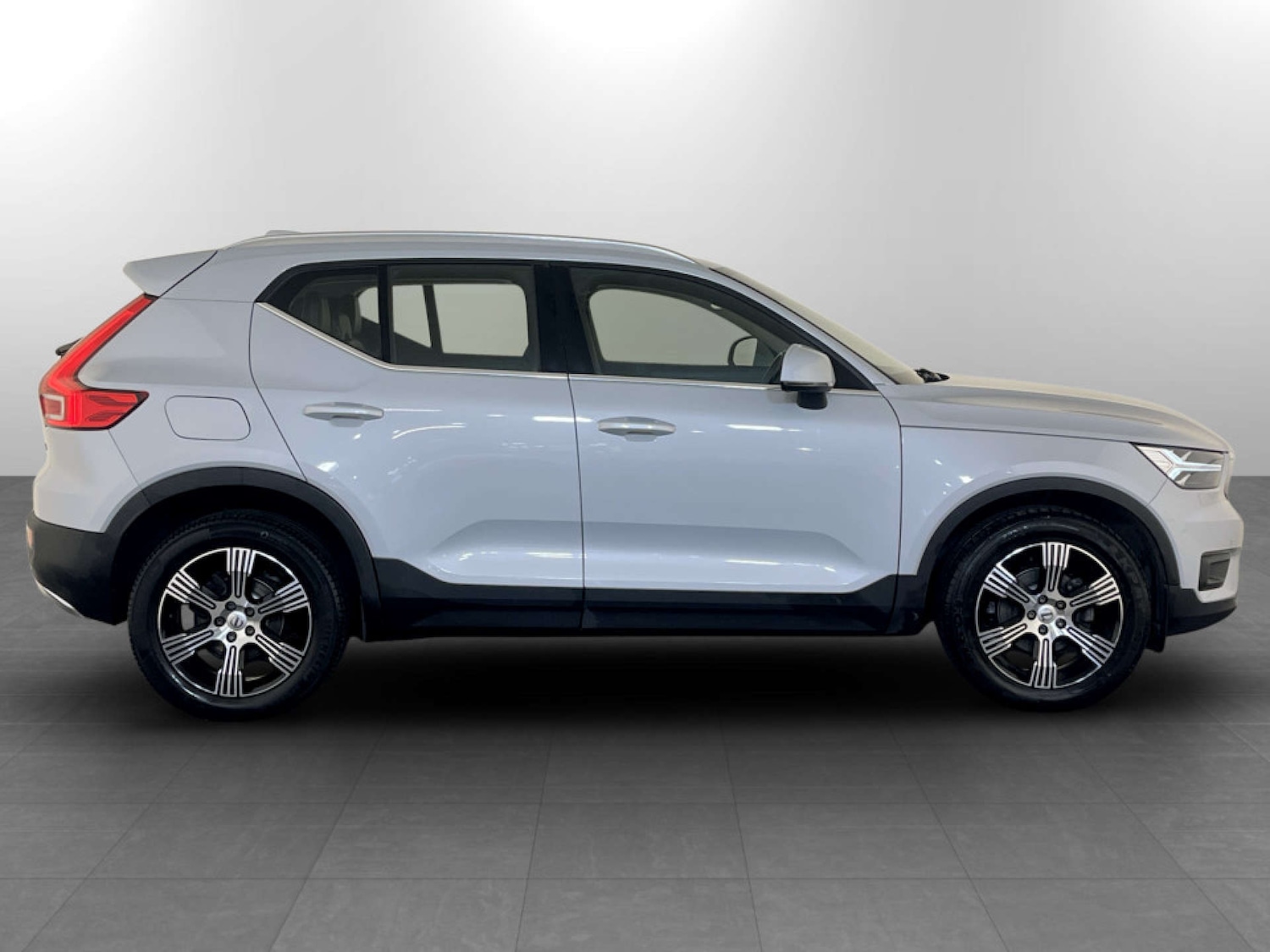 Used Volvo XC40 2021 for sale - 77185210: Photo 11