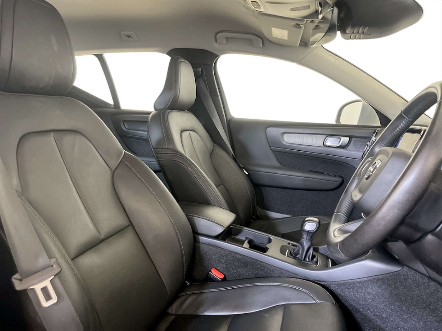 Used Volvo XC40 2021 for sale - 77185210: Photo 13