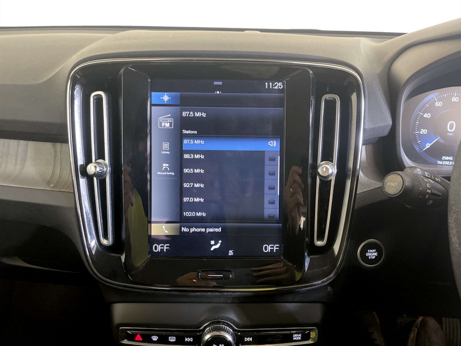 Used Volvo XC40 2021 for sale - 77185210: Photo 22