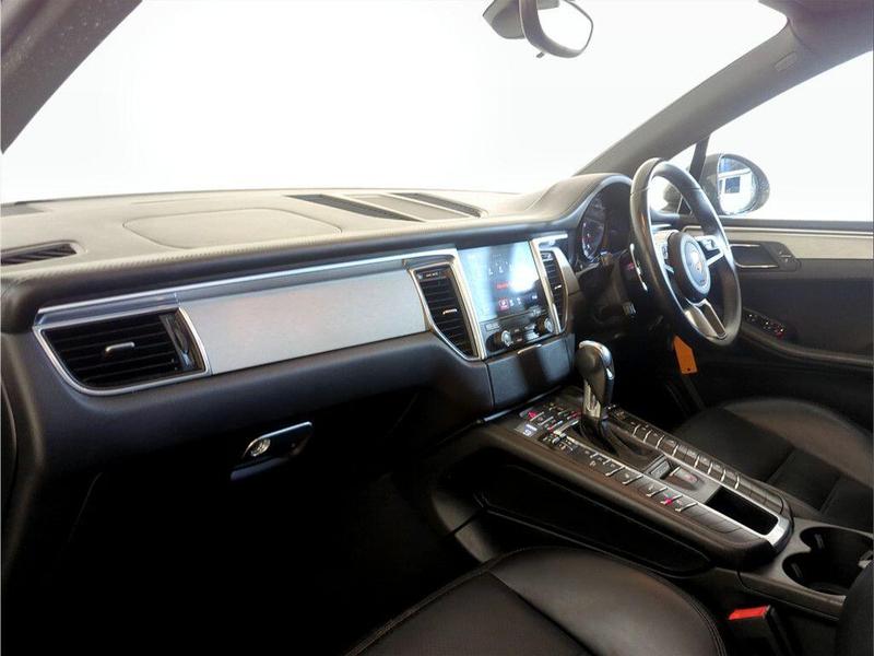 Used Porsche Macan 2017 for sale - 76710149: Photo 12