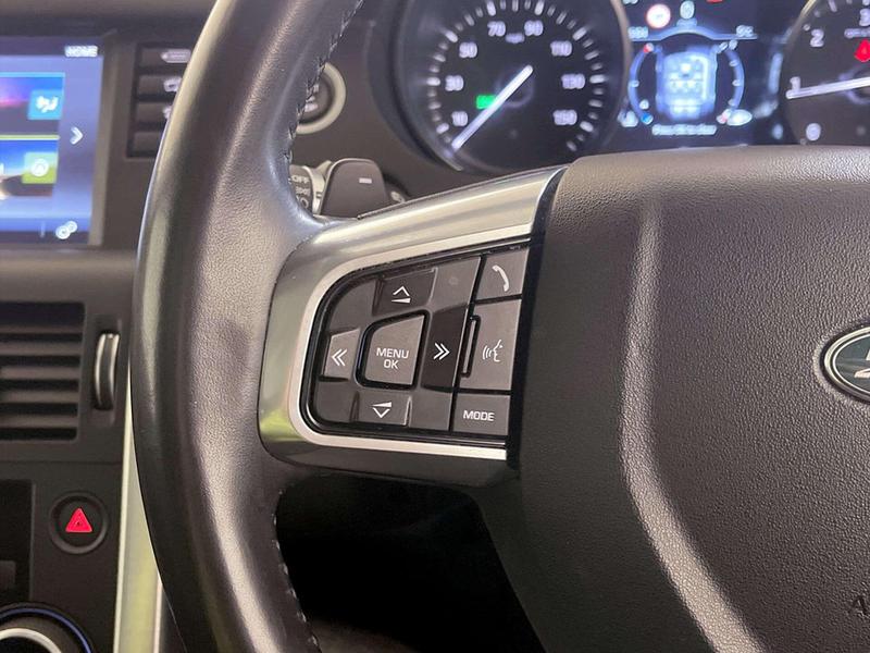 Used Land Rover Discovery Sport 2017 for sale - 77069060: Photo 17