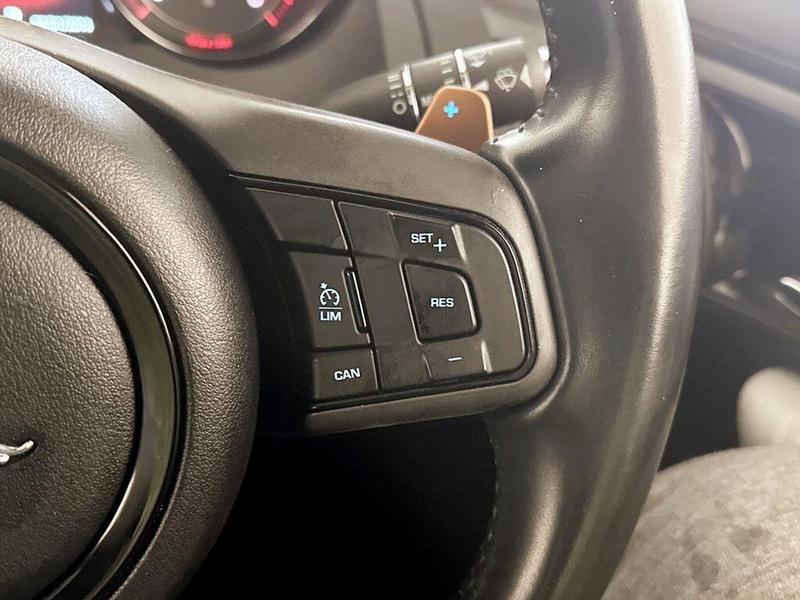 Used Jaguar F-Type 2016 for sale - 76710180: Photo 20