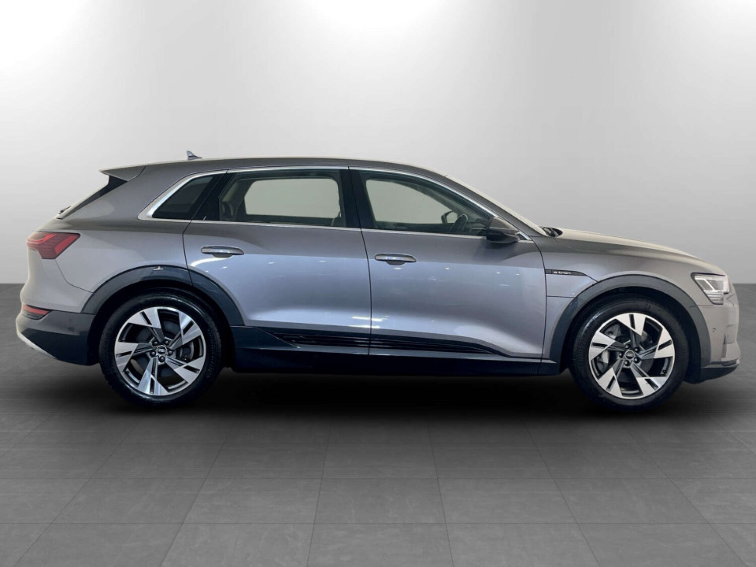 Used Audi e-tron 2021 for sale - 77469950: Photo 11