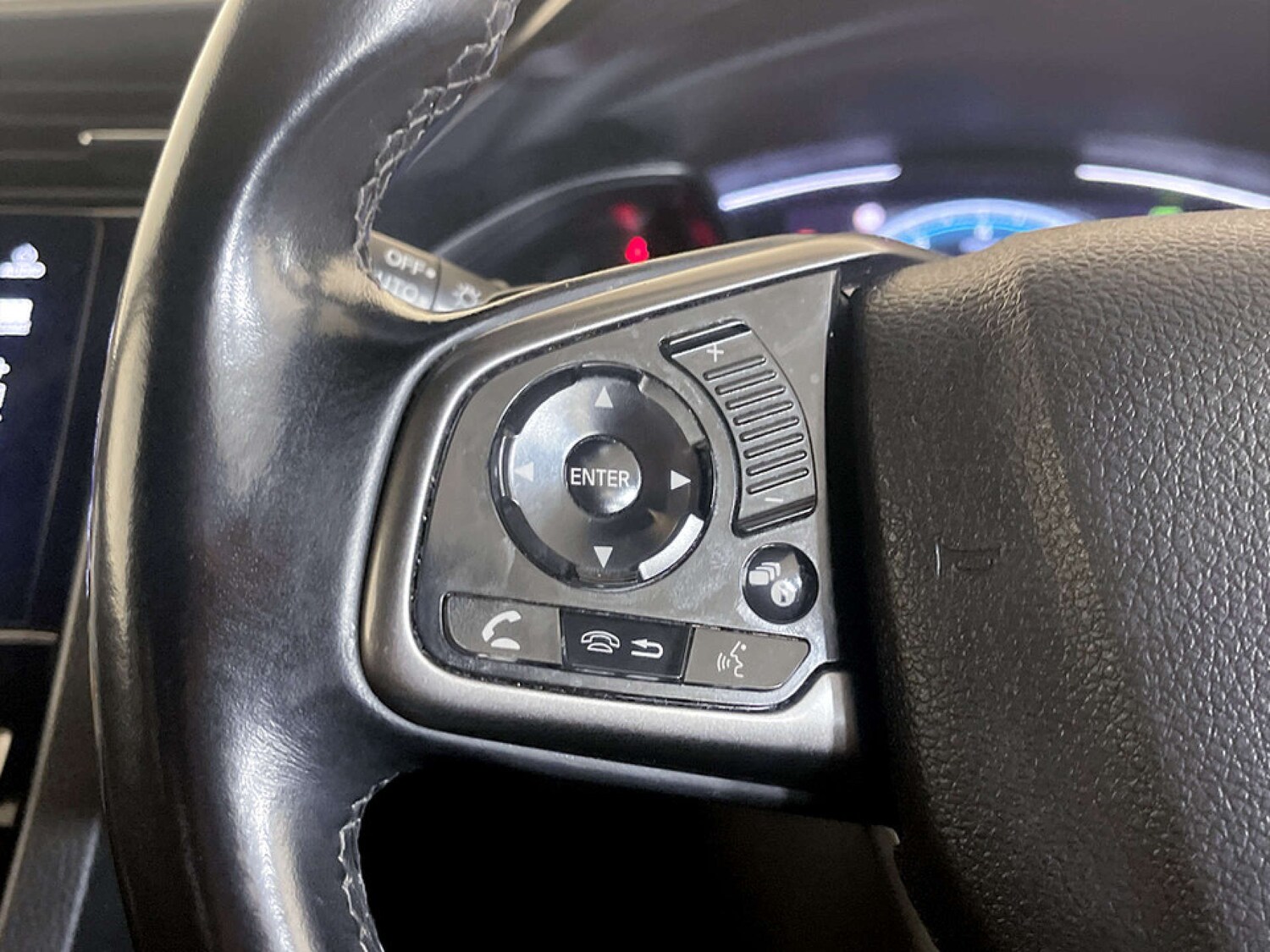 Used Honda Civic 2018 for sale - 77536225: Photo 18