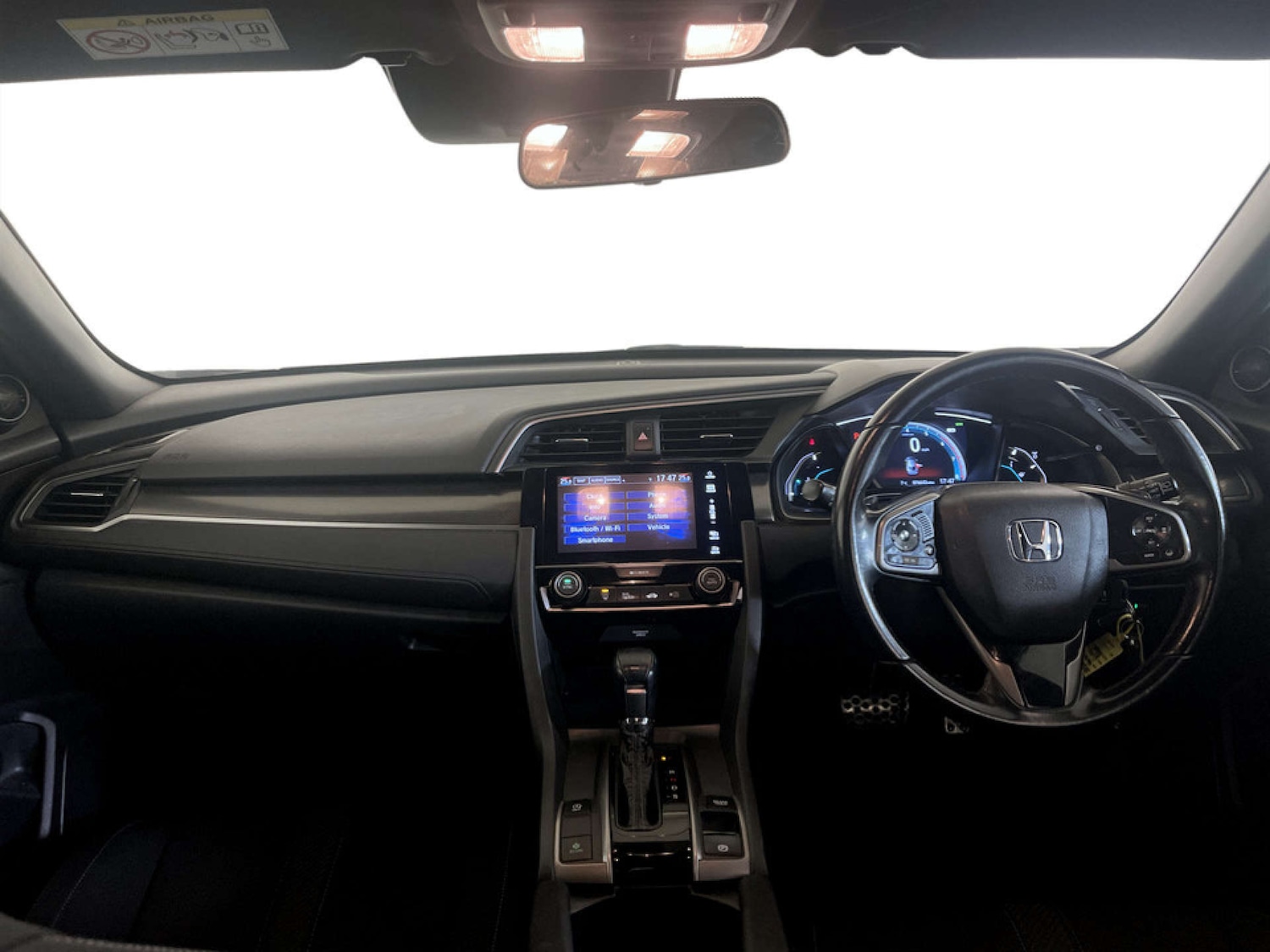 Used Honda Civic 2018 for sale - 77536225: Photo 3