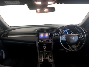 Used Honda Civic 2018 for sale - 77536225: Photo