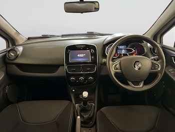 Used Renault Clio 2019 for sale - 78726378: Photo