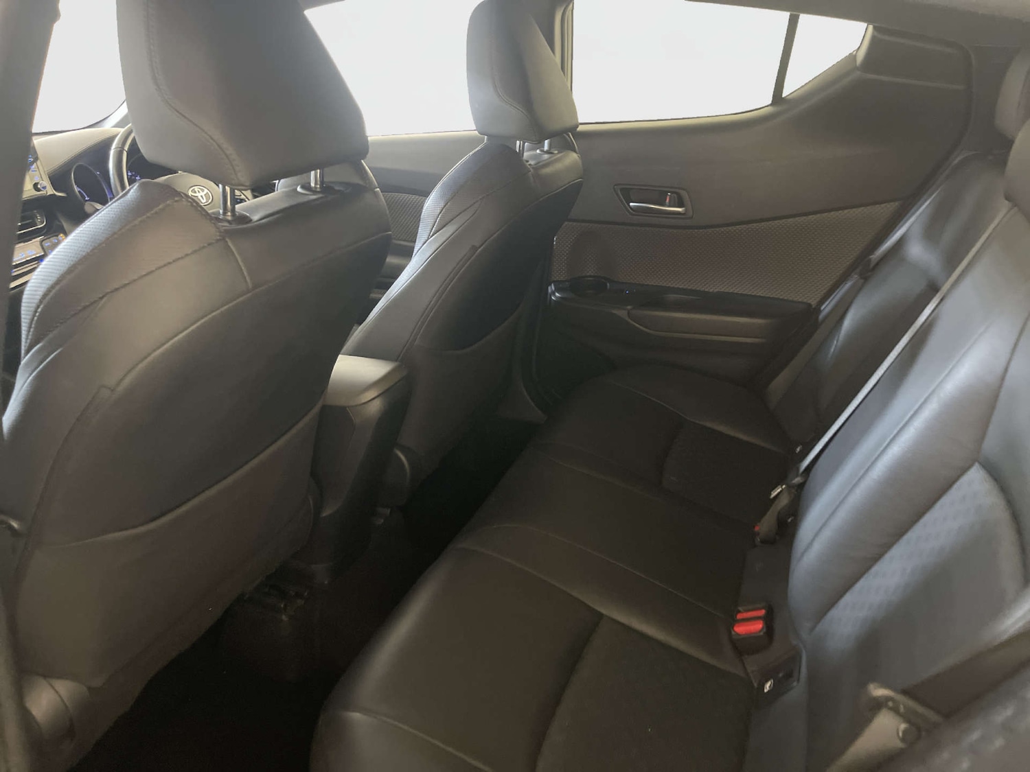 Used Toyota C-HR 2020 for sale - 77877275: Photo 14