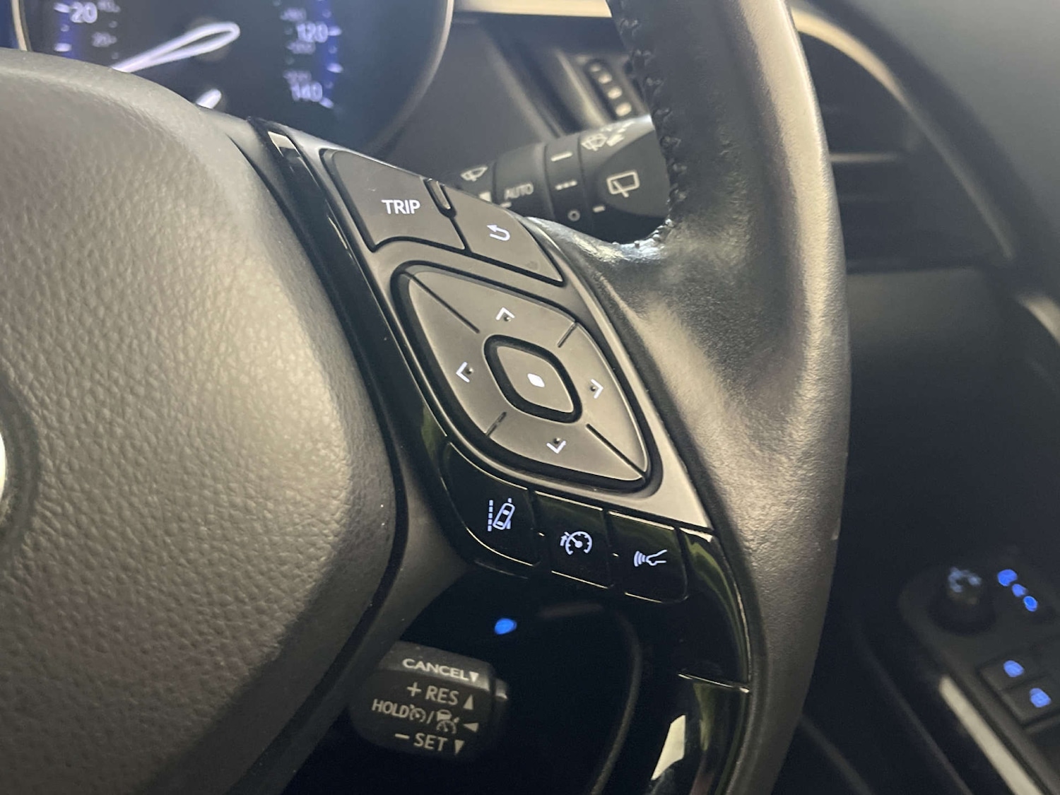 Used Toyota C-HR 2020 for sale - 77877275: Photo 20