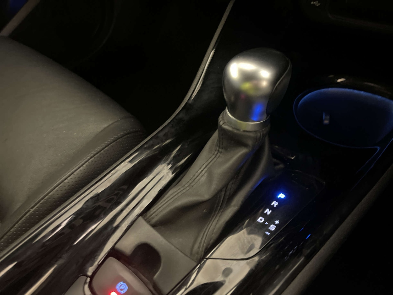 Used Toyota C-HR 2020 for sale - 77877275: Photo 27