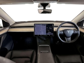 Used Tesla Model Y 2022 for sale - 77152147: Photo