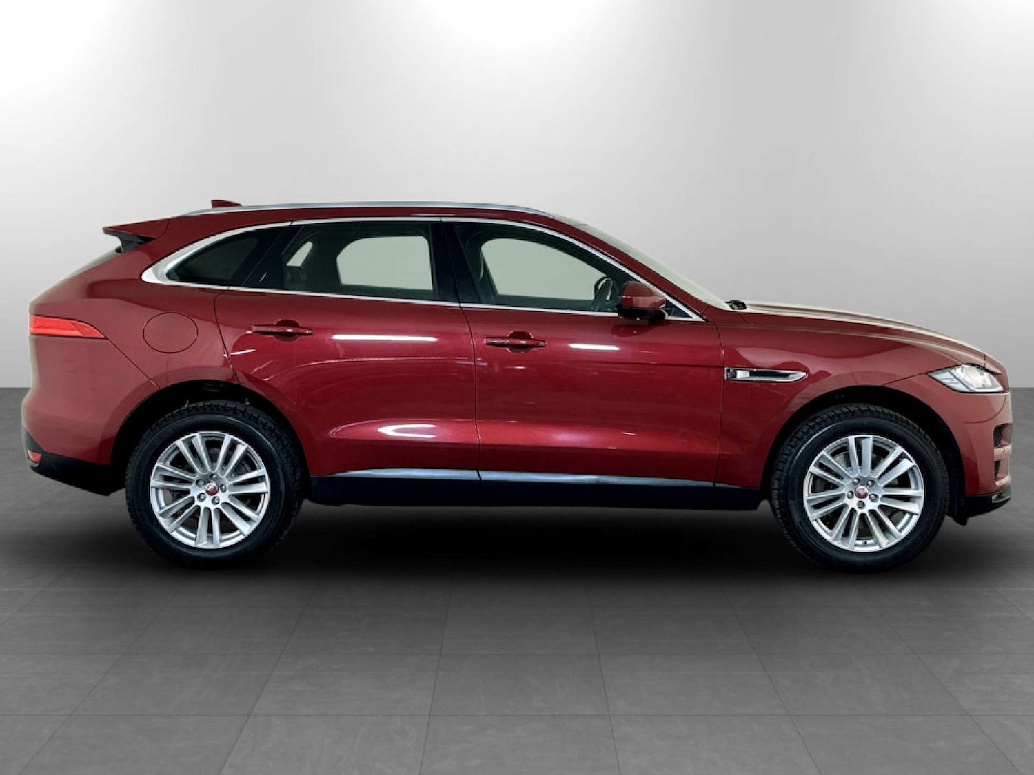 Used Jaguar F-Pace 2018 for sale - 77185072: Photo 11
