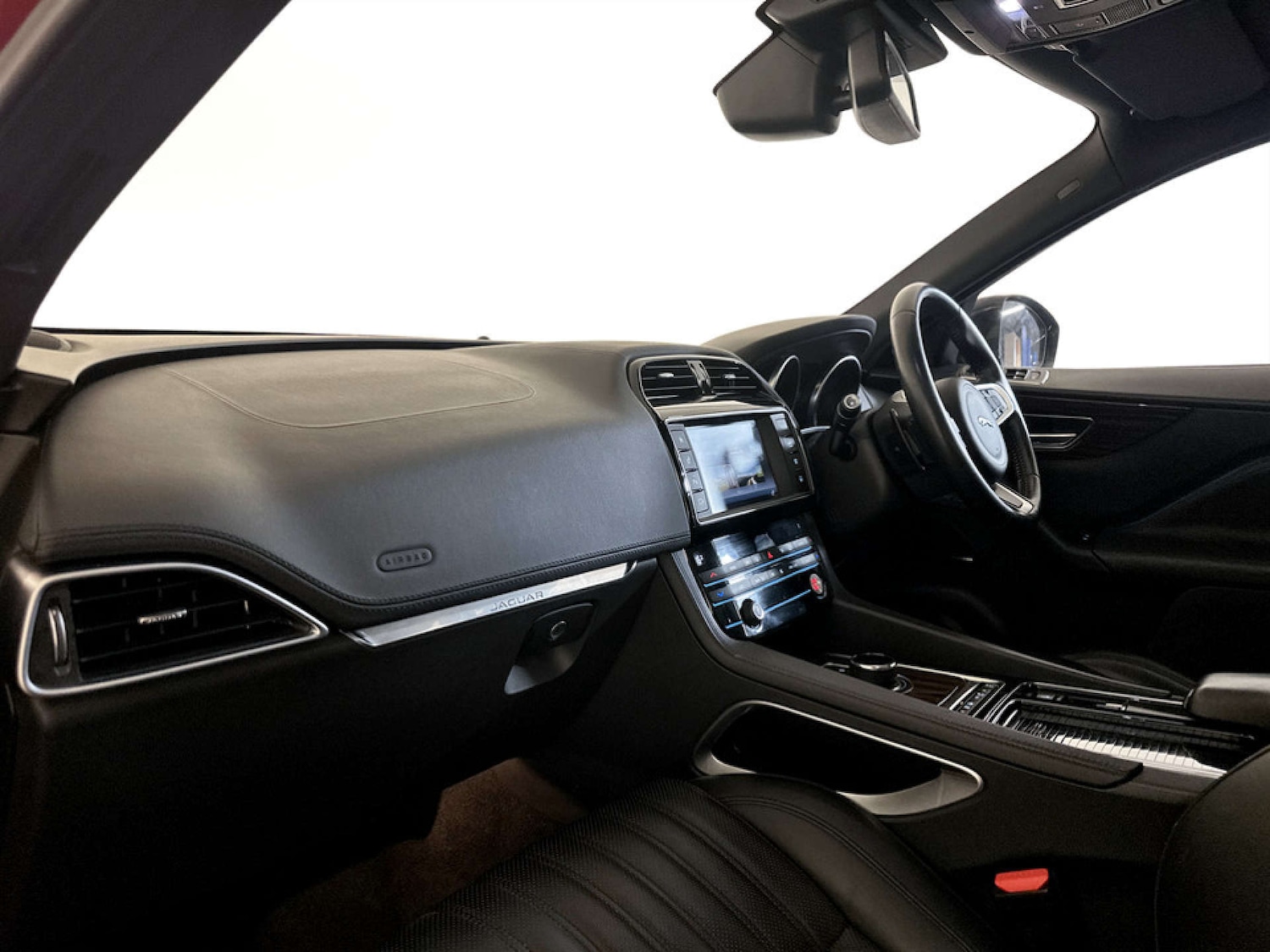 Used Jaguar F-Pace 2018 for sale - 77185072: Photo 12