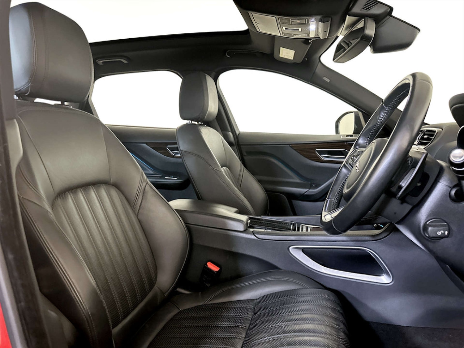 Used Jaguar F-Pace 2018 for sale - 77185072: Photo 13