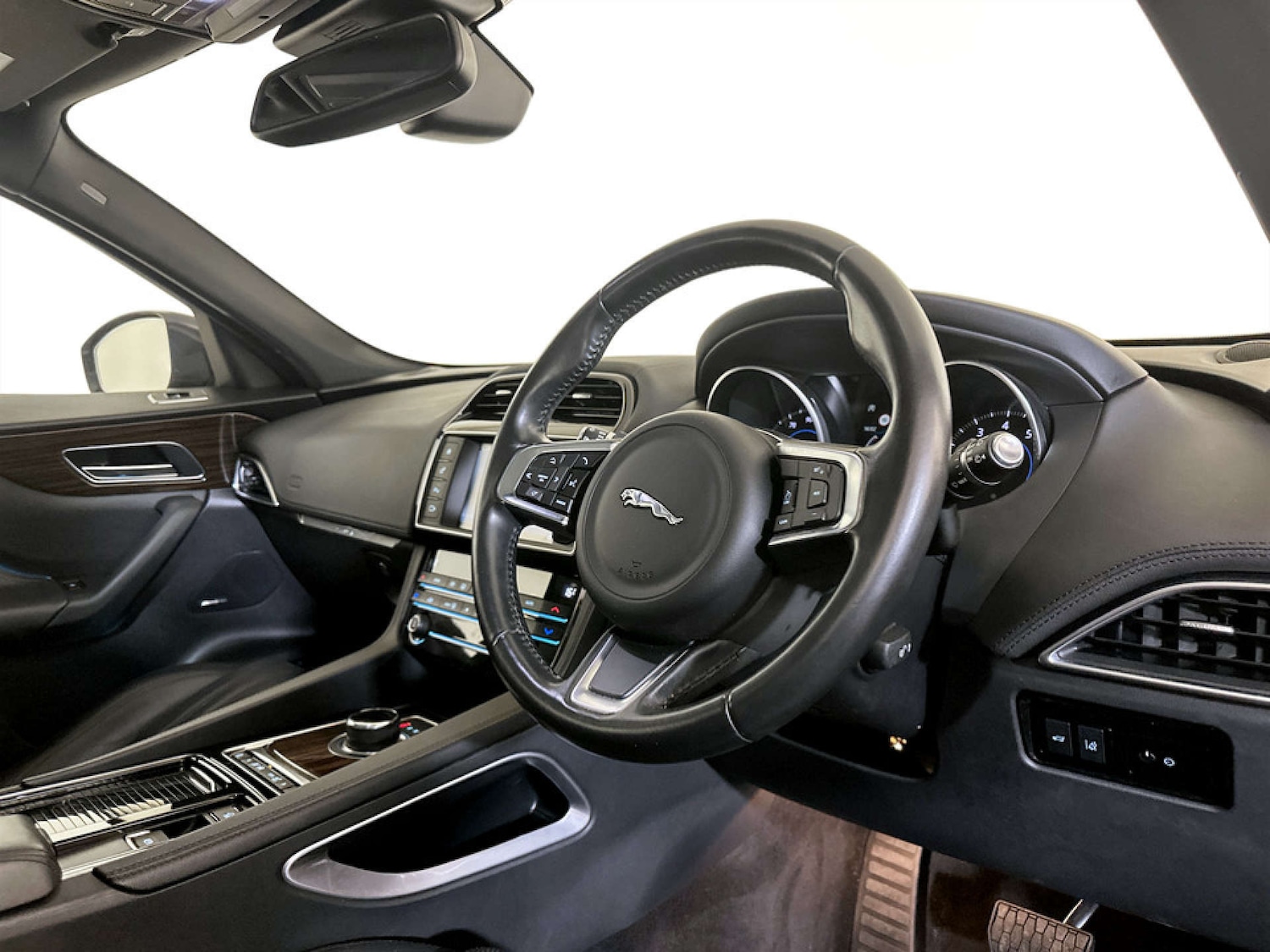 Used Jaguar F-Pace 2018 for sale - 77185072: Photo 15