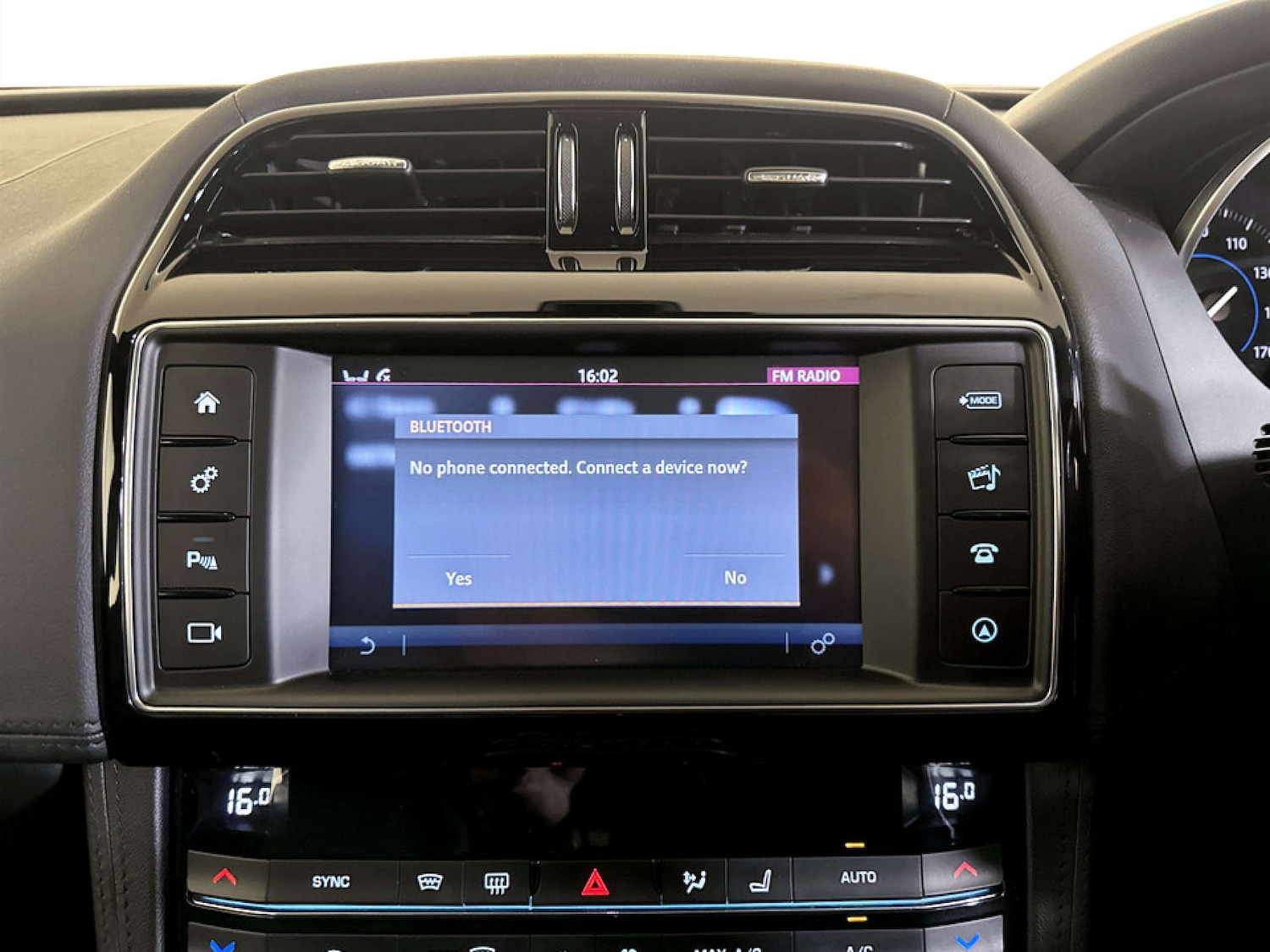 Used Jaguar F-Pace 2018 for sale - 77185072: Photo 23