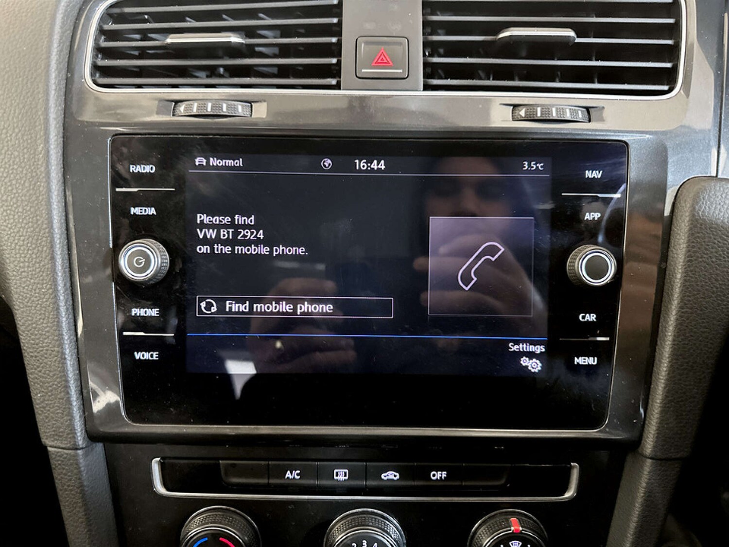 Used Volkswagen Golf 2018 for sale - 77370950: Photo 24