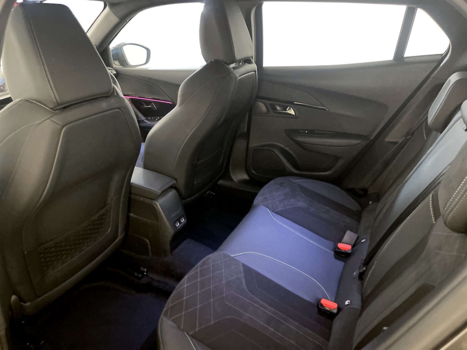 Used Peugeot 2008 2022 for sale - 77681186: Photo 13