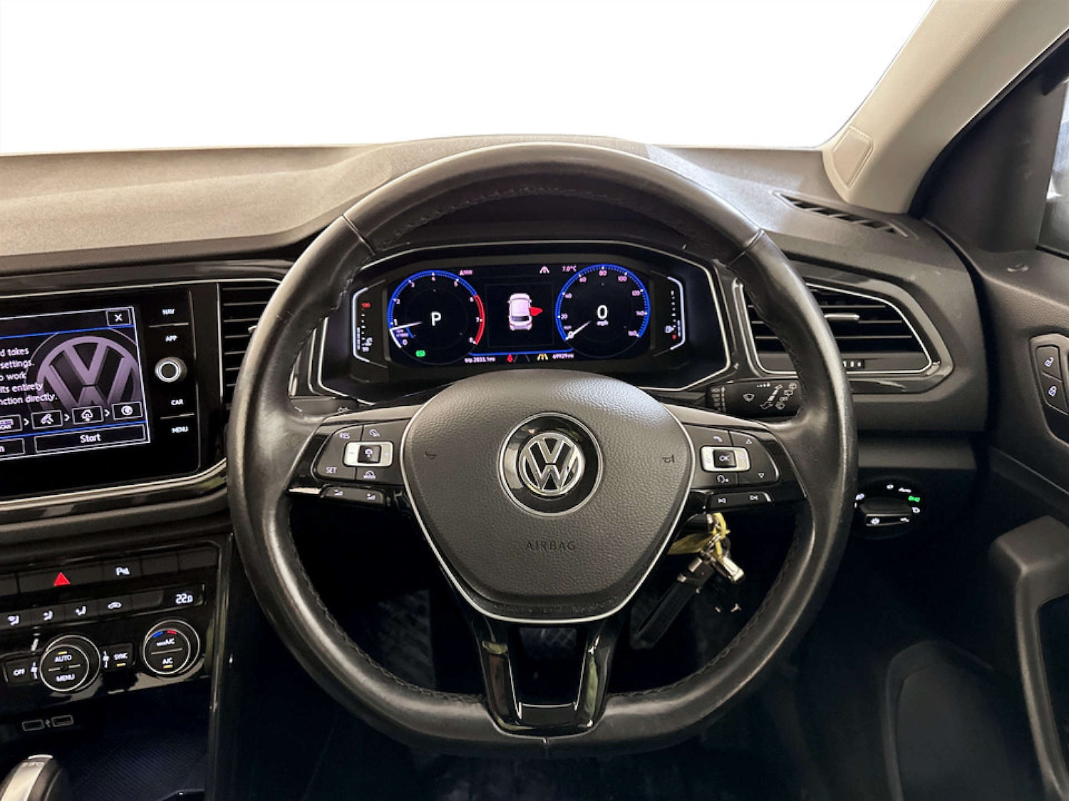 Used Volkswagen T-Roc 2018 for sale - 77408996: Photo 16