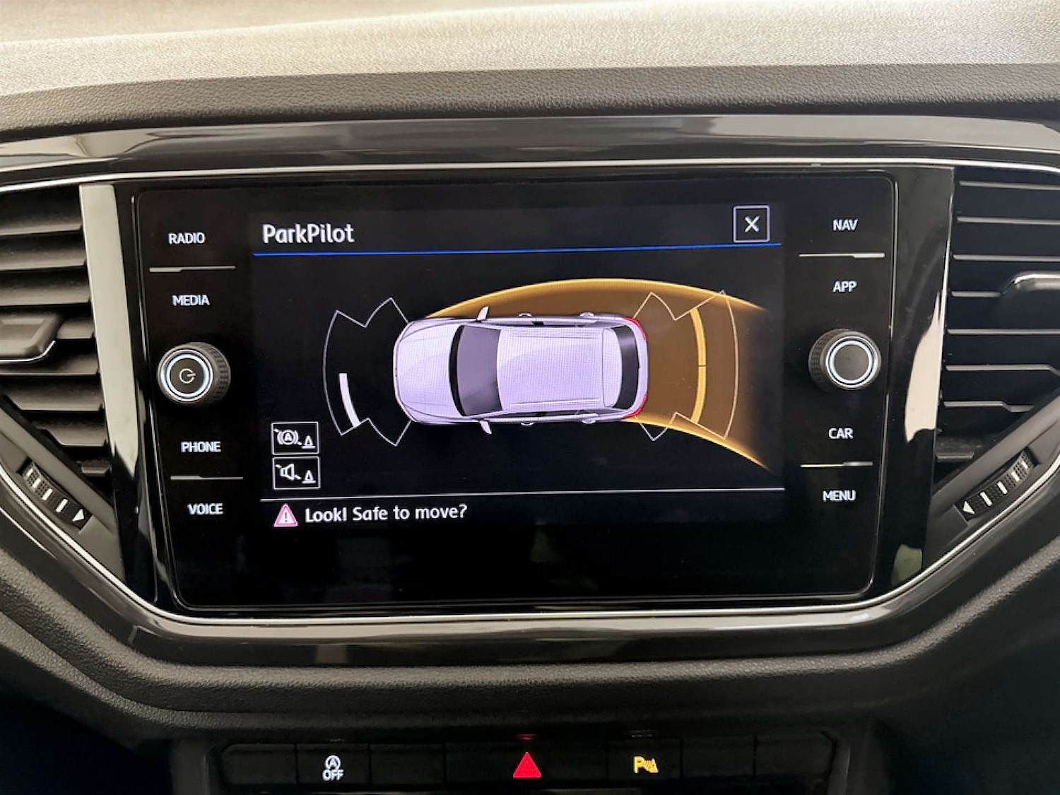 Used Volkswagen T-Roc 2018 for sale - 77408996: Photo 20