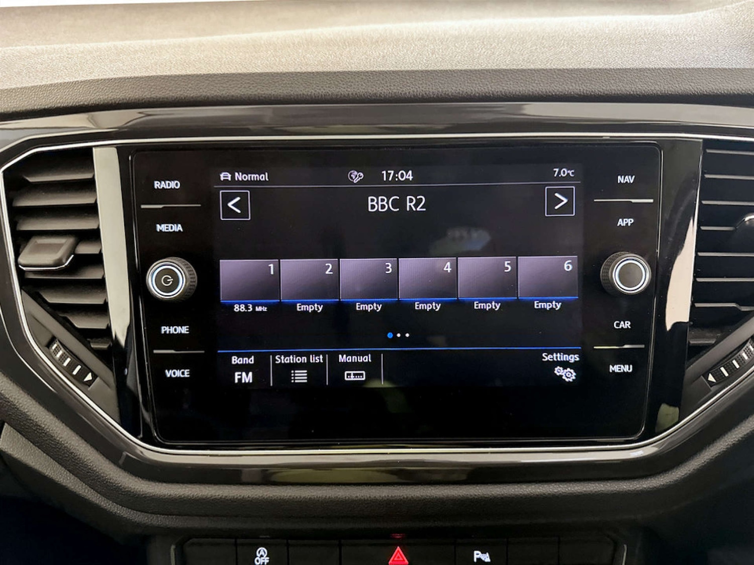 Used Volkswagen T-Roc 2018 for sale - 77408996: Photo 22