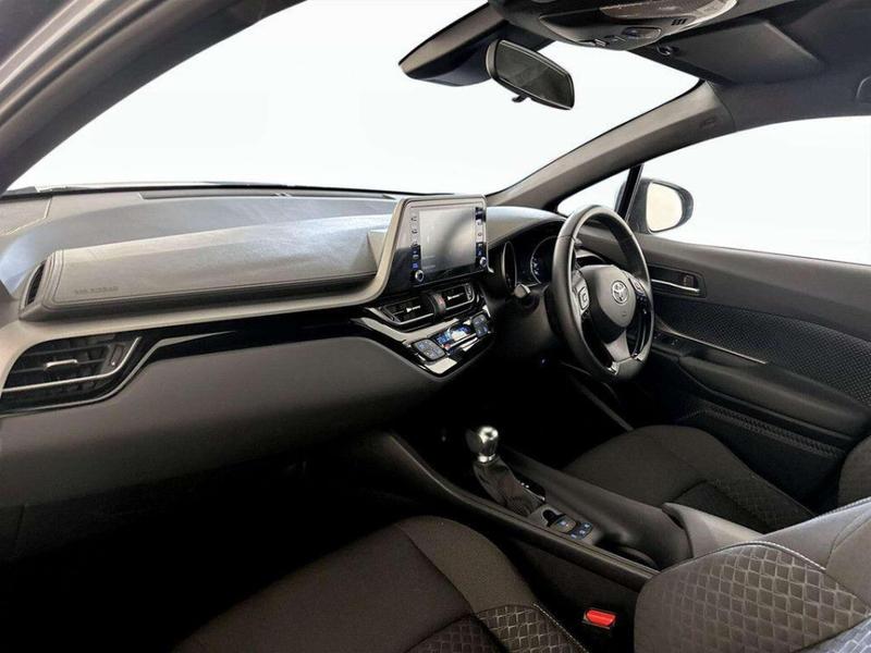 Used Toyota C-HR 2022 for sale - 76862439: Photo 12