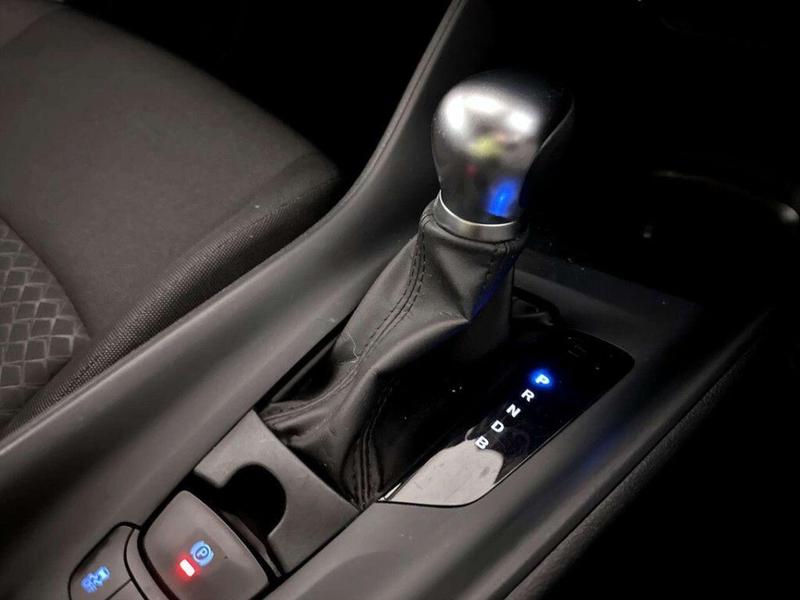 Used Toyota C-HR 2022 for sale - 76862439: Photo 25