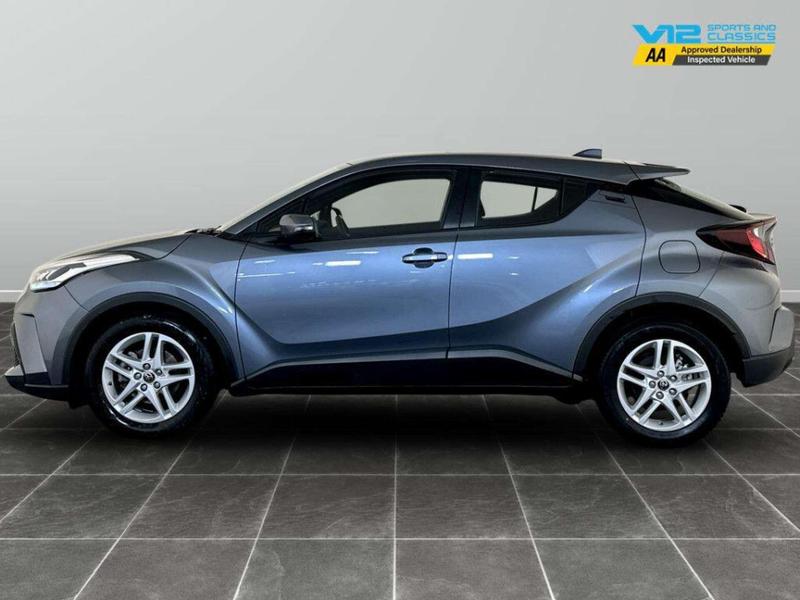 Used Toyota C-HR 2022 for sale - 76862439: Photo 7
