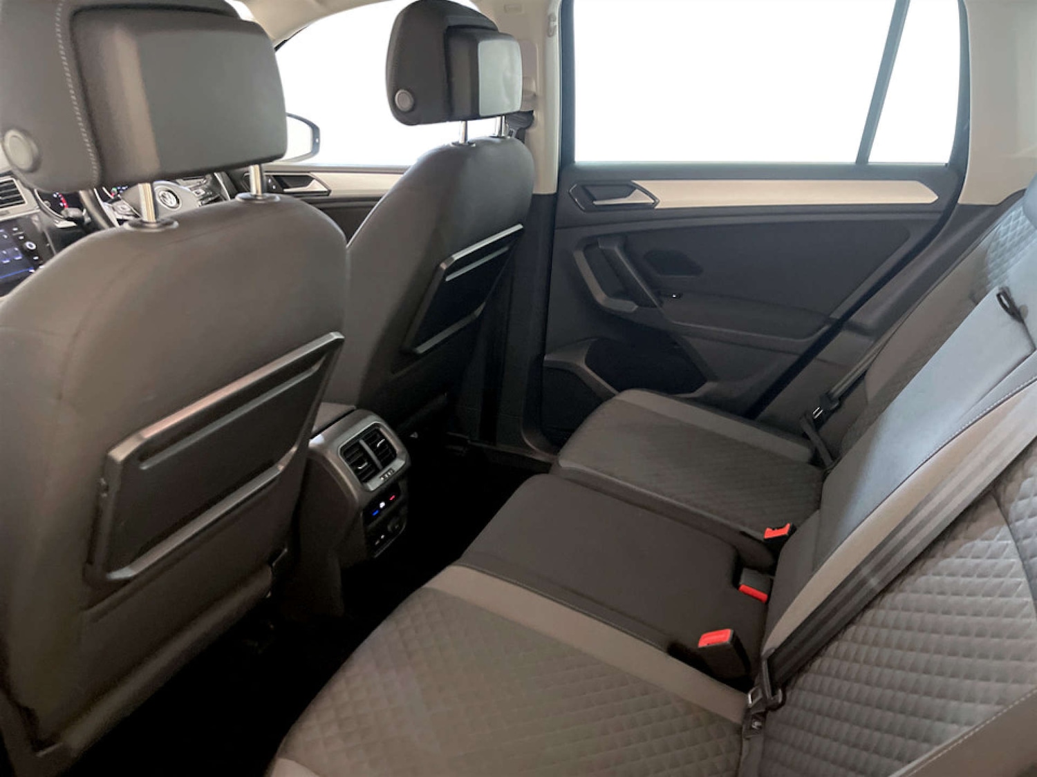 Used Volkswagen Tiguan 2018 for sale - 77184952: Photo 14