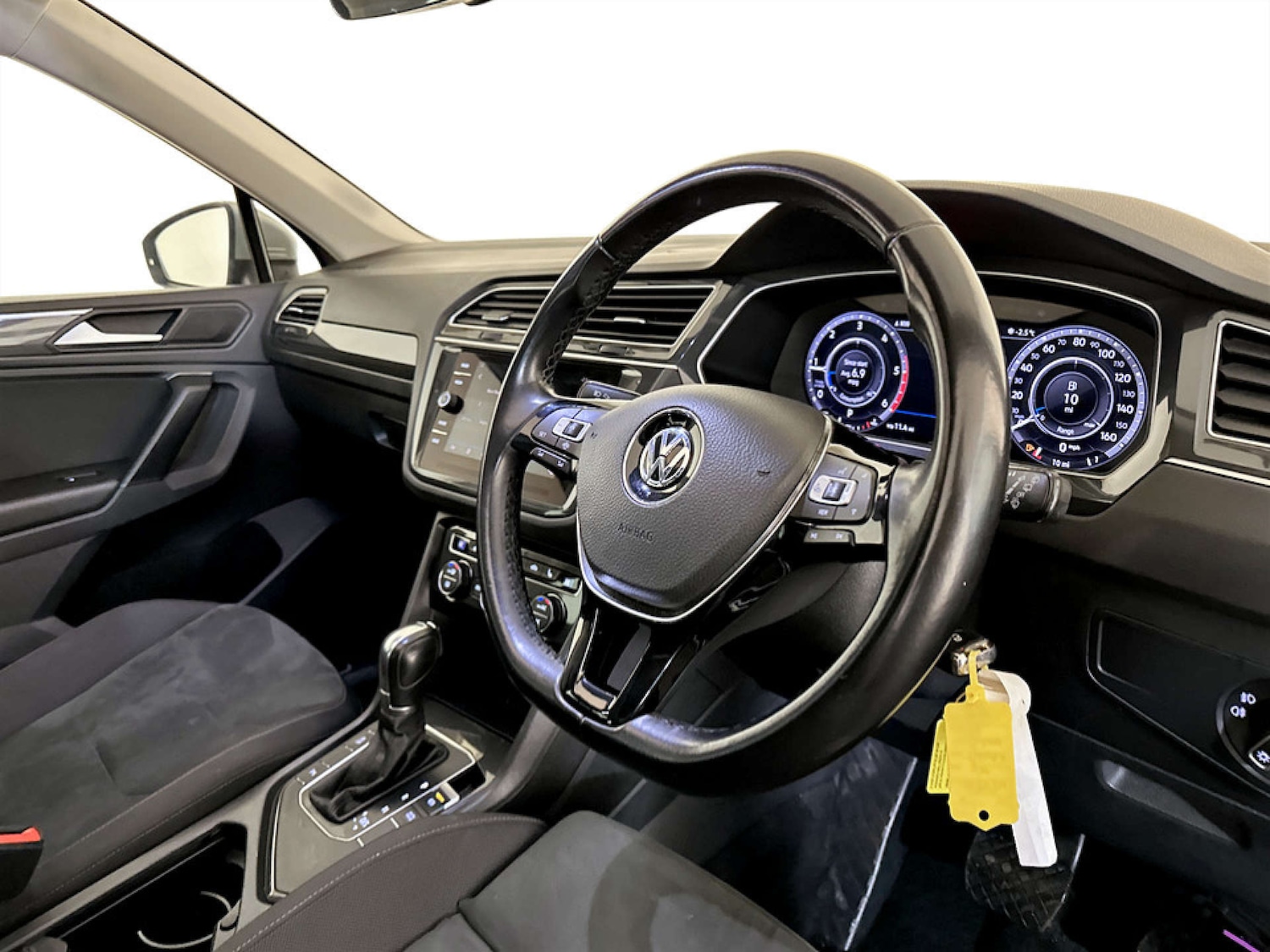 Used Volkswagen Tiguan 2018 for sale - 77184954: Photo 15