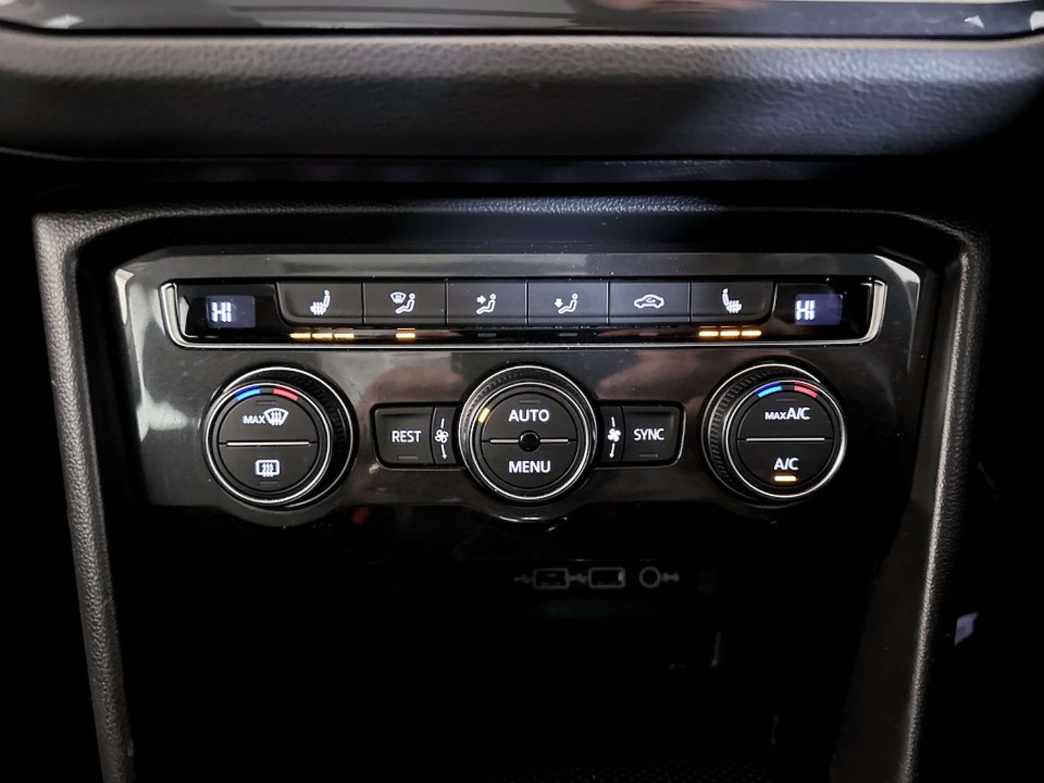 Used Volkswagen Tiguan 2018 for sale - 77184954: Photo 26