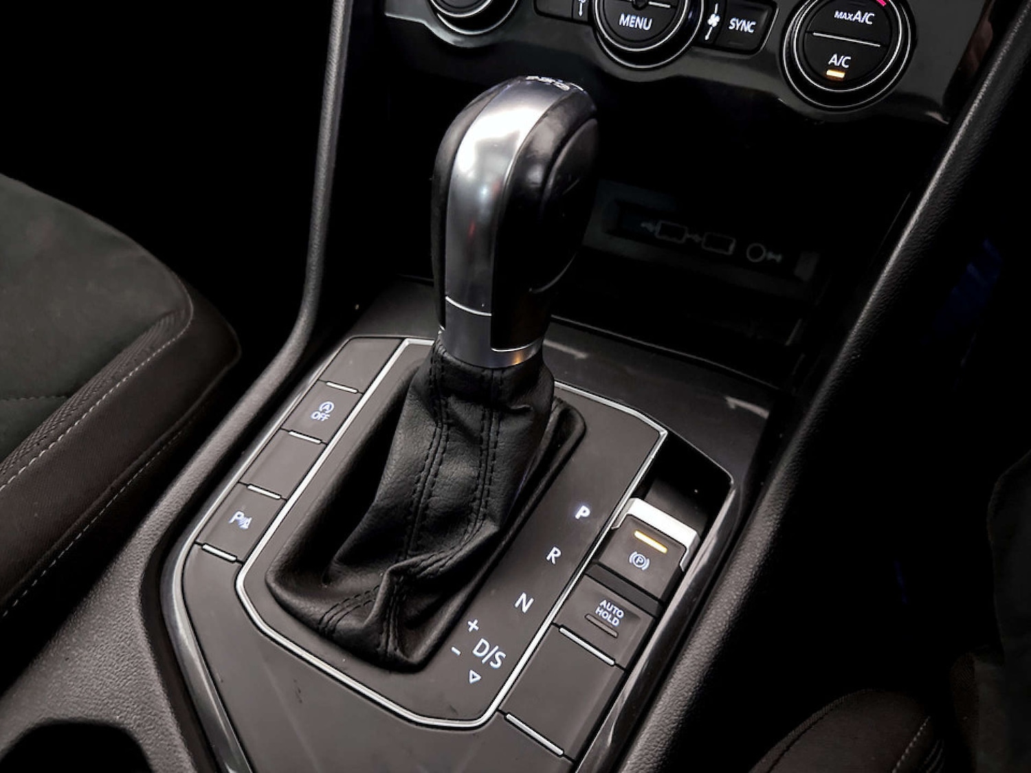 Used Volkswagen Tiguan 2018 for sale - 77184954: Photo 27